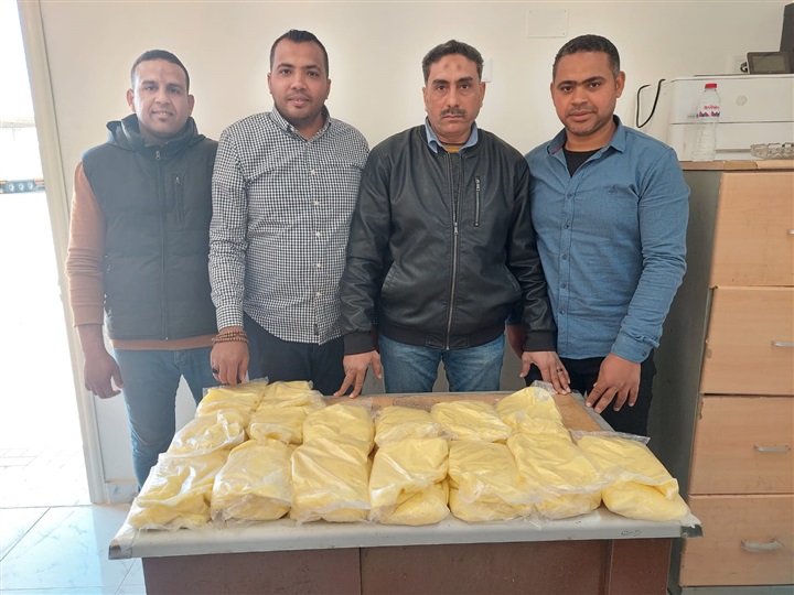 إحباط تهريب مواد مخدرة وقطع غيار السيارات بجمرك سفاجا