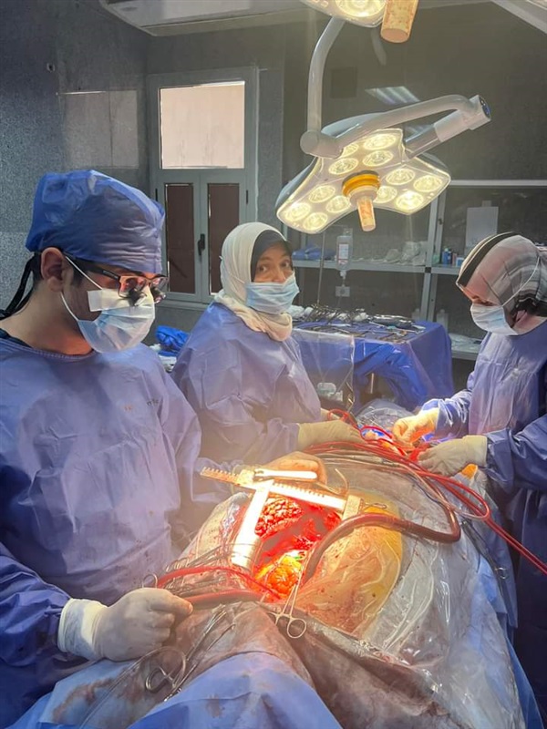 إجراء 6 عمليات جراحية خلال 10 ساعات بمستشفي بنها الجامعي (صور) 