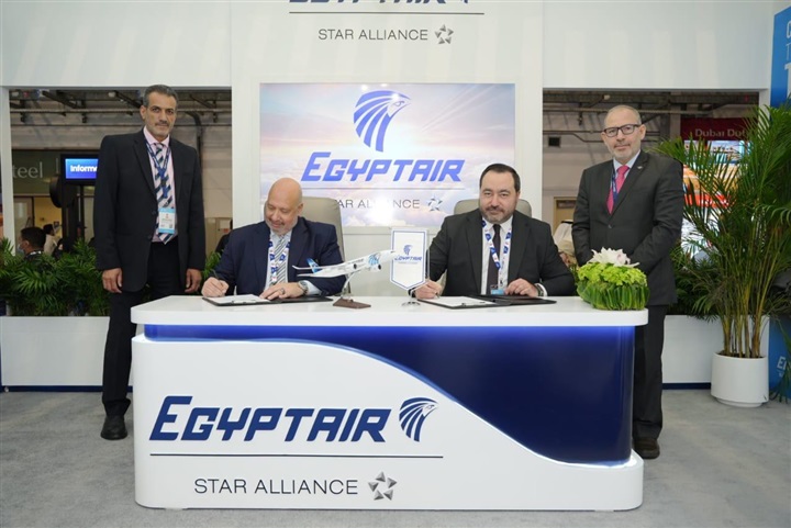 مصر للطيران للتدريب توقع اتفاقية استراتيجية مع شركة أيركايرو لتأهيل مهندسي صيانة طراز A320 خلال معرض دبي للطيران 2025