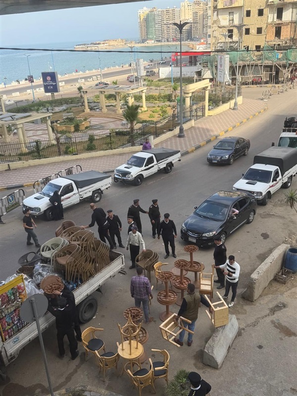 مرافق الإسكندرية تضرب بيد من حديد.. وتستجيب لشكاوى المواطنين من المقاهي والكافيهات