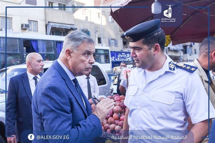 نهاية أسطورة فكهاني الفلكي.. محافظ الإسكندرية يقود حملة مكبرة لرفع الإشغالات 