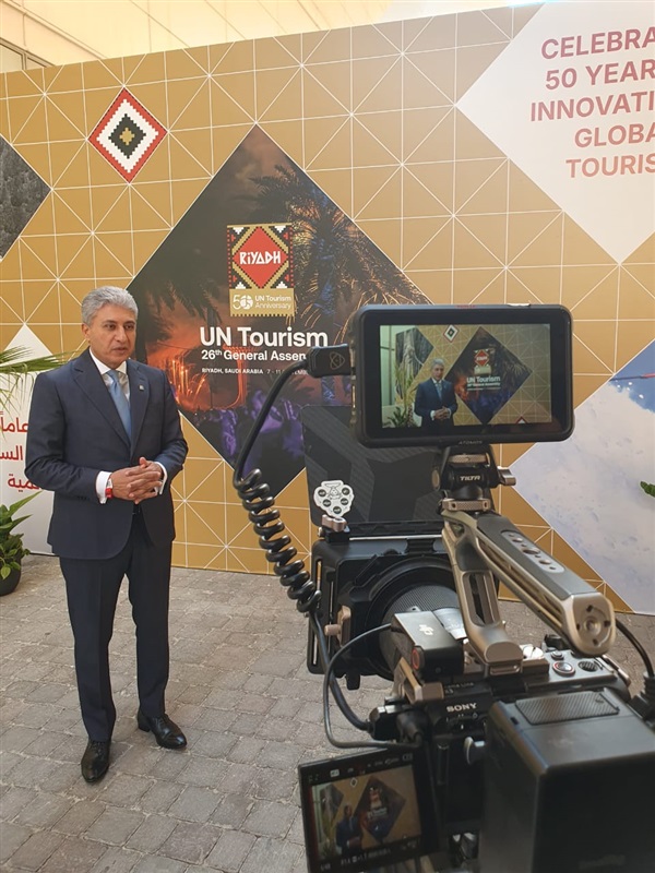 وزير السياحة المصري: 6% زيادة في أعداد السائحين.. ونتوقع أرقامًا قياسية بنهاية العام