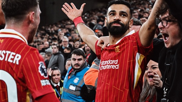 محمد صلاح ينفرد بقائمة