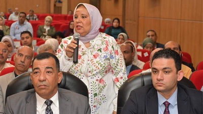 محافظ بورسعيد يستجيب لشكاوي المواطنين بشأن تضررهم من الجمعية الإسلامية لدفن الموتى وانفرداها بكافة الخدمات 