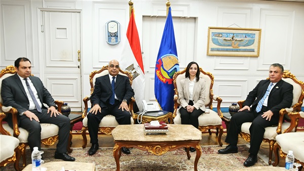 جانب من المتابعة