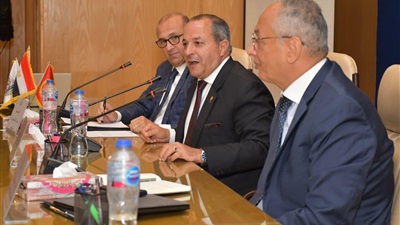 محافظ بورسعيد يشهد فعاليات ورشة الطريق إلى الأسواق العالمية 