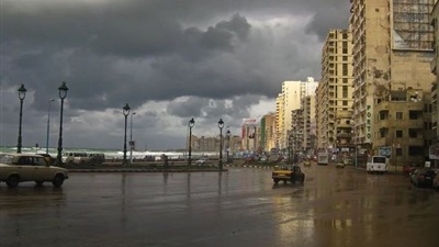 الطقس غدا.. أمطار وبرودة شديدة صباحا وارتفاع الأمواج 1.5 متر بالإسكندرية 