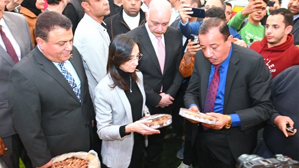 جانب من المتابعة