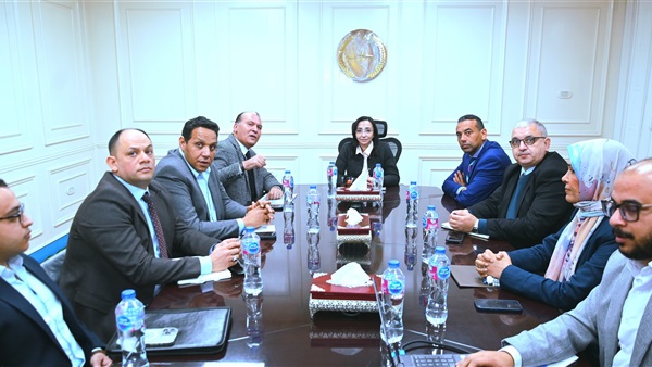 جانب من المتابعة