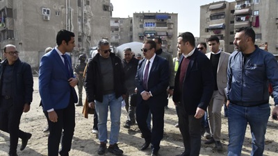 محافظ بورسعيد يقود حملات مكثفة لرفع الرتش وتطوير الأسواق واستغلال المساحات الفضاء 