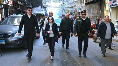 محافظ البحيرة تتفقد أعمال توسعة وتطوير المحاور المرورية بمنطقة ميدان المحطة بدمنهور 