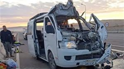 مصرع شخص وإصابة 12 فى انقلاب ميكروباص بطريق العين السخنة – القطامية 