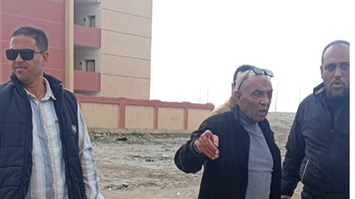 السكرتير العام لمحافظة بورسعيد يتابع أعمال النظافة بالحي الإماراتي جنوب بورسعيد 