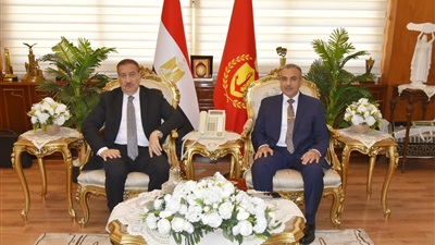 محافظ بورسعيد يستقبل رئيس مجلس إدارة شركة بورسعيد لتداول الحاويات  