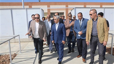 رئيس هيئة تنمية الصعيد يبحث مع محافظ بني سويف سبل التعاون المشترك 