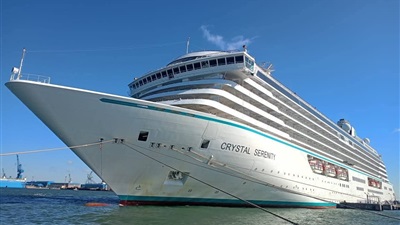 ميناء غرب بورسعيد السياحي يستقبل السفينة CRYSTAL SERENITY وعلى متنها 752 سائحًا بورسعيد  