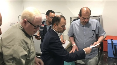 نائب وزير الصحة يتفقد الحجر الصحي بمطار القاهرة ويتابع إجراءات استقبال الحجاج والقادمين 