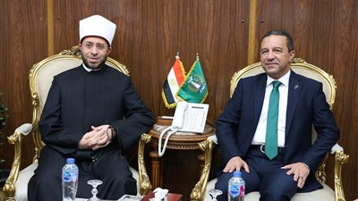 وزير الأوقاف يشارك محافظة المنوفية احتفالاتها بعيدها القومي 