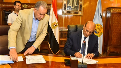 محافظ أسيوط يعتمد نتيجة الشهادة الإعدادية للعام الدراسي 2025- 2026 بنسبة نجاح 73.6% للعامة و77.8% للمهنية 
