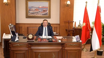 محافظ بورسعيد يصدق على إيقاف تشغيل مطعم بعد رصد مخالفات جسيمة تهدد سلامة المواطنين 