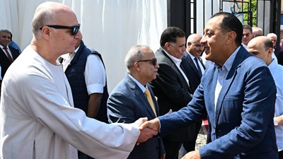 رئيس الوزراء يفتتح ويتفقد عددا من المشروعات الخدمية والتنموية بمحافظة الغربية 