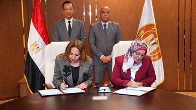 وزيرا العمل والاتصالات وتكنولوجيا المعلومات يشهدان توقيع مذكرة تفاهم للتعاون في التطوير المؤسسي الرقمي   