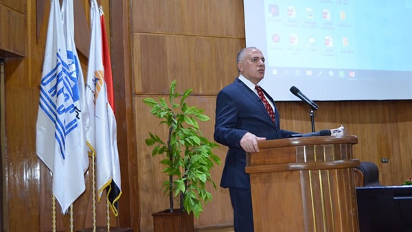 وزير الري