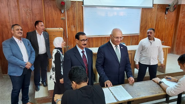 لجان إمتحانات