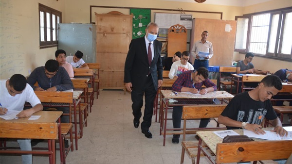 لجنة إمتحانات