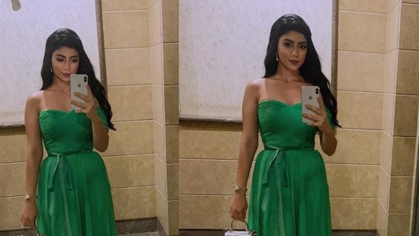 الفنانة كارولين