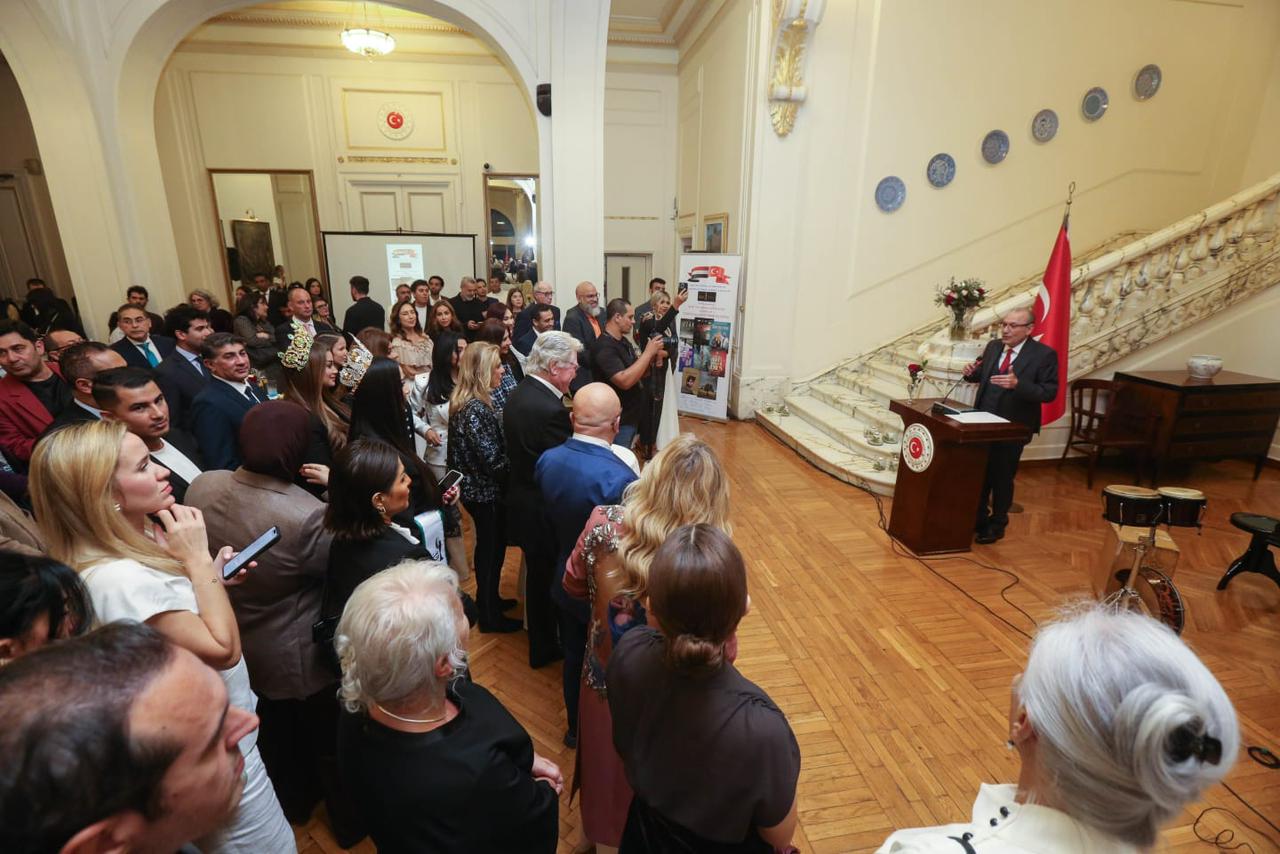 بحضور نجوم الفن..