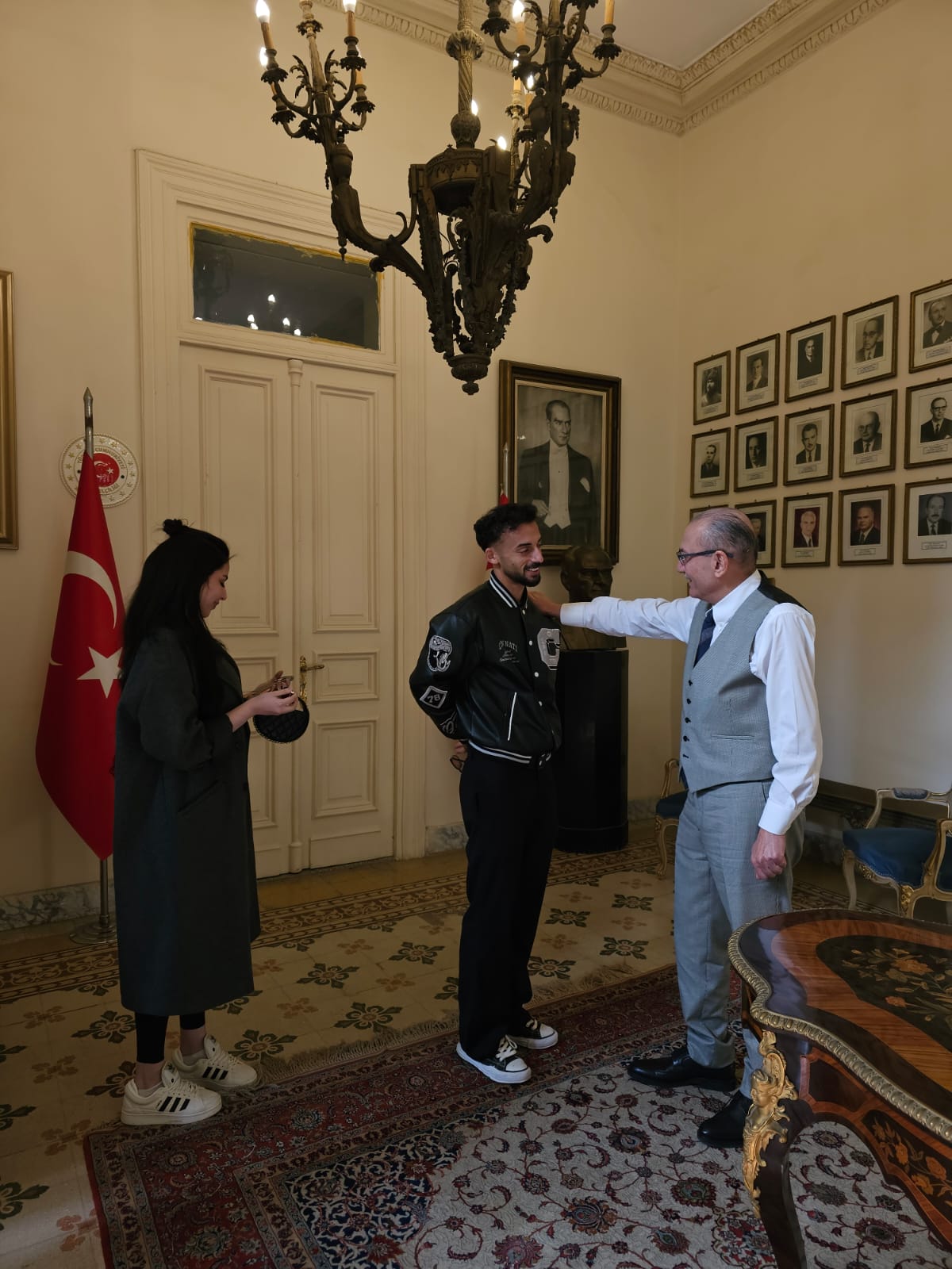 ​السفير شن يستقبل