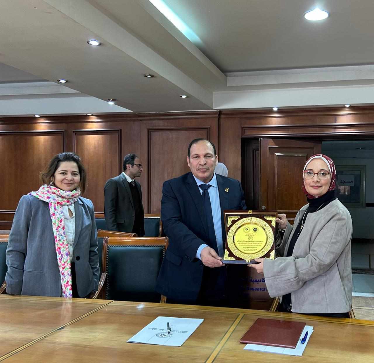 طب المنصورة الأهلية